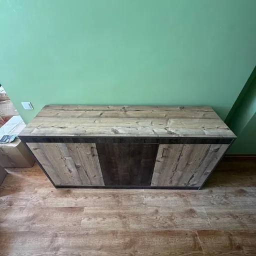 Шкафы, стол, стулья, комоды