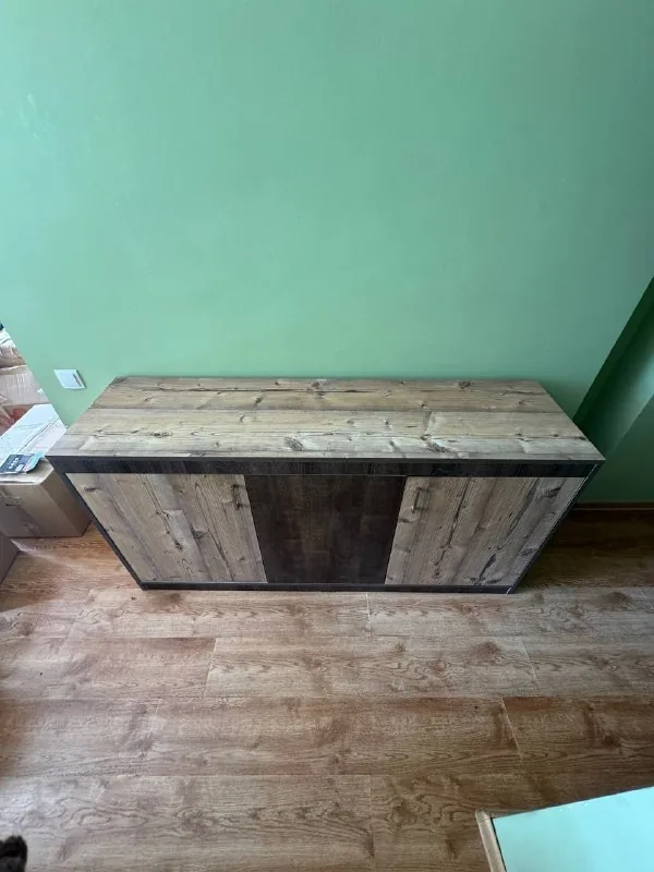 Шкафы, стол, стулья, комоды 1