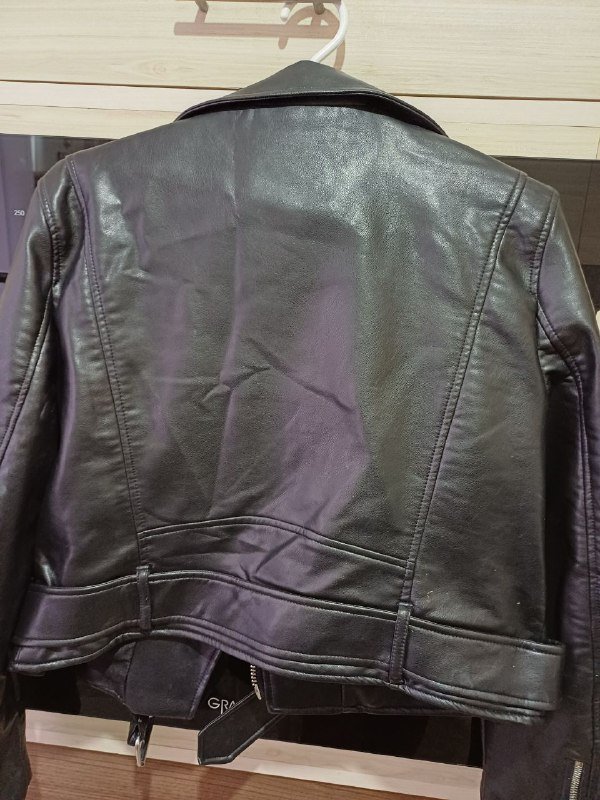 Куртка черная кожаная, размер M-S 2