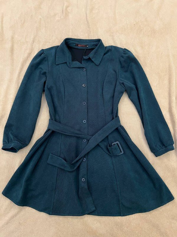 Чемоданы, платья, рубашка, пальто, шорты, сапоги 3