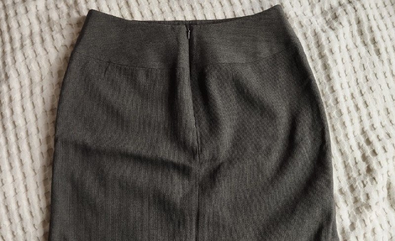 Женская деловая серая юбка MEXX, размер 36