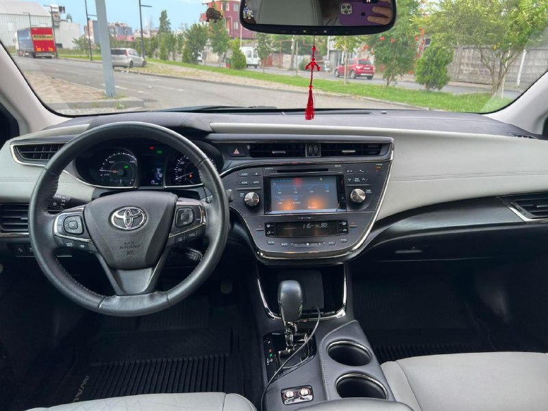 Toyota Avalon 2017 гибрид 3