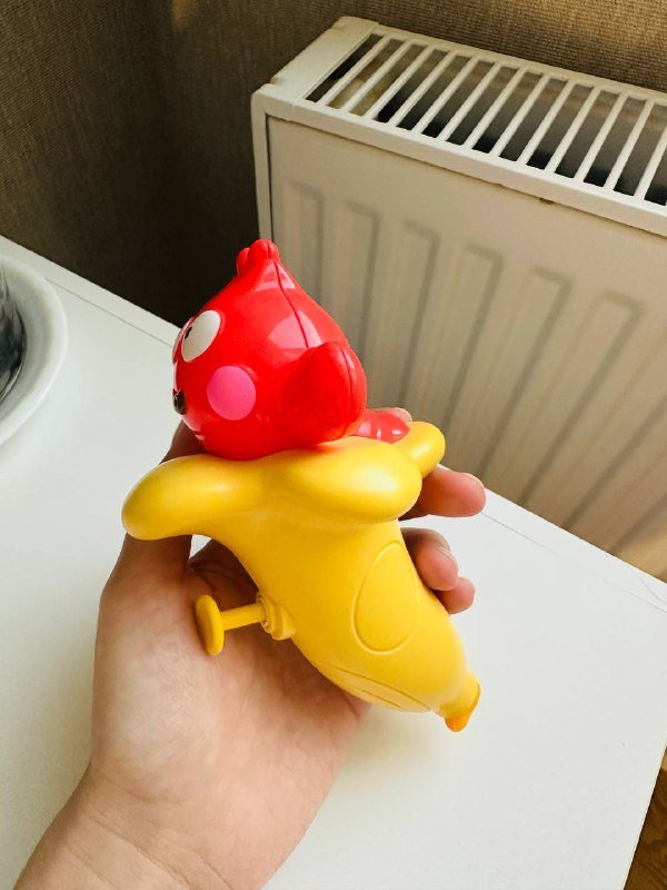 Пистолет водяной игрушечный 2