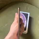 iPhone XS Max Gold 64GB 5