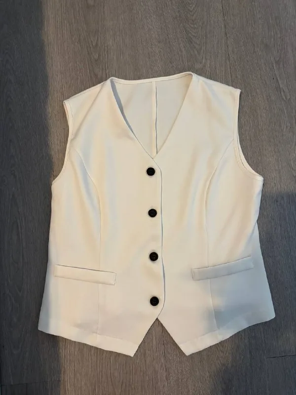 Жакет, свитер Terranova, рубашки LC Waikiki и Mango, брюки Zara 1