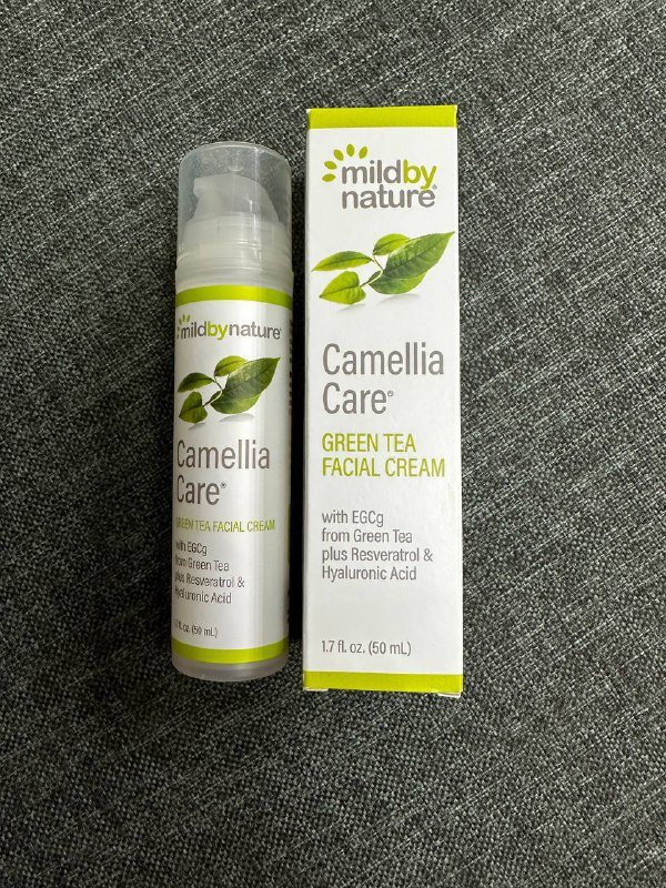 Крем для лица Camellia Care Green Tea с матирующим эффектом