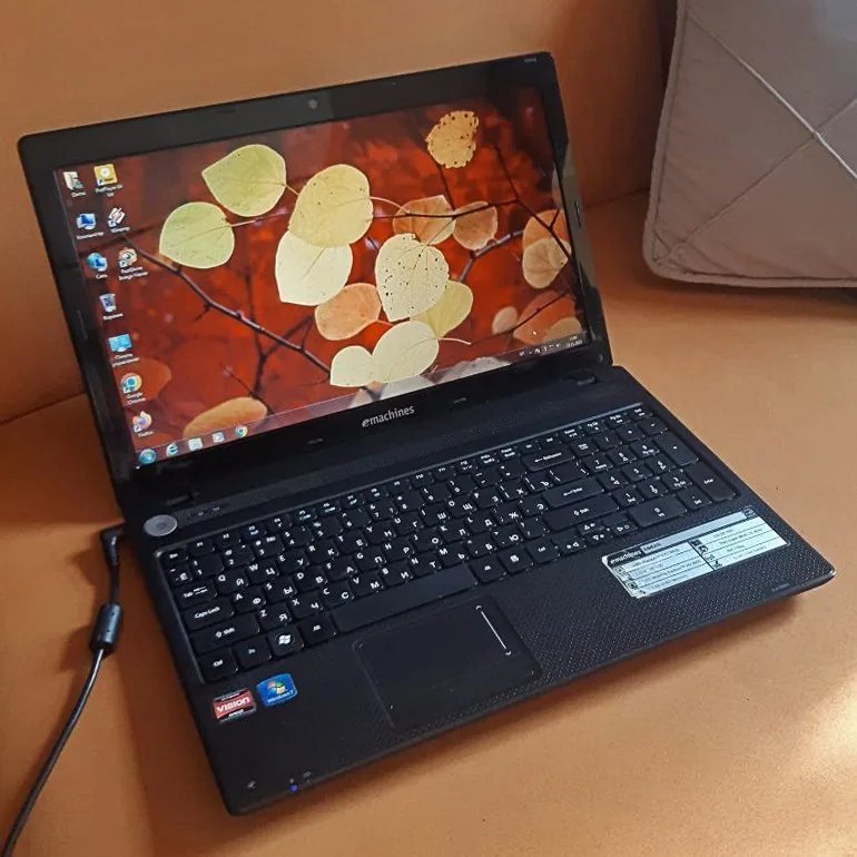 Ноутбук Acer eMachines E642G