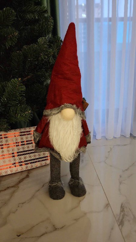 Елка искусственная 160 см, шарики, гномик 3