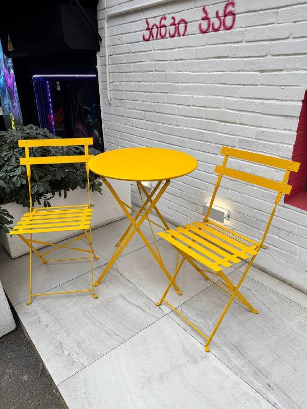 комплект стол и два стула, стулья