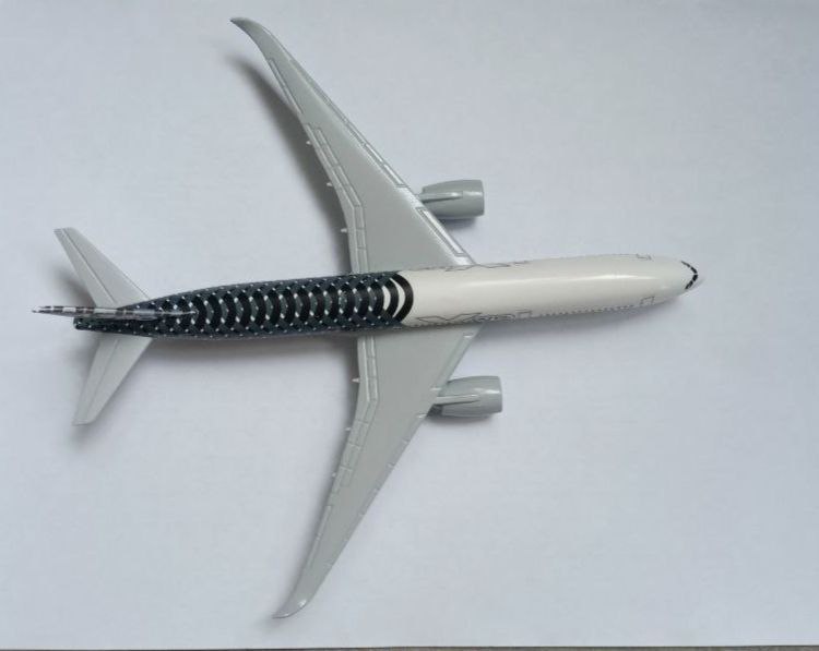 Модель самолёта Airbus A350 21см металл 2