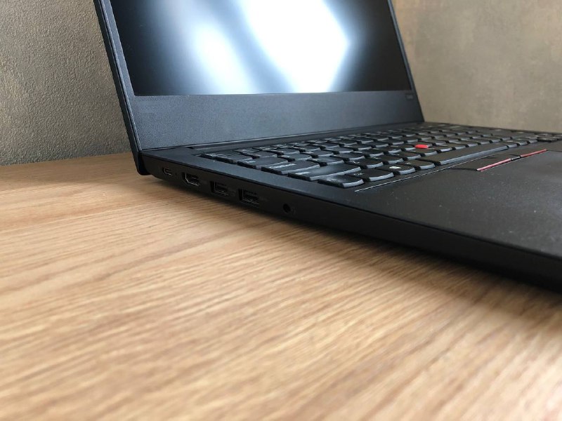 Ноутбук Lenovo ThinkPad E495 2