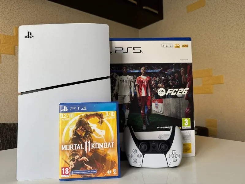 PlayStation 5 Slim 1