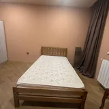 Кровать с матрасом, диван 1