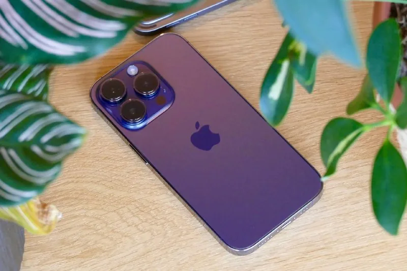iPhone 14 Pro 128GB, Apple iPhone 16 Pro Max 256GB 1