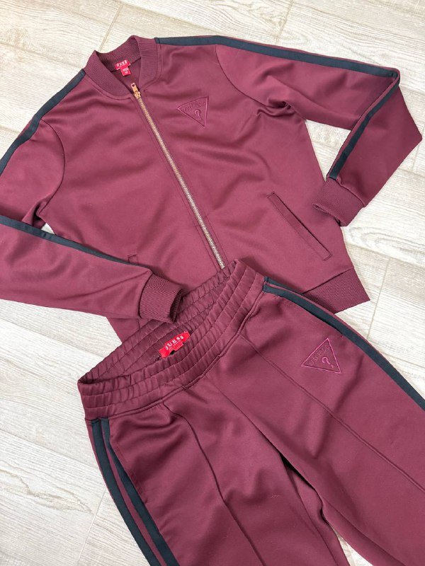 Костюмы женские Guess, Juicy Couture, Amisu, Tommy Jeans 5