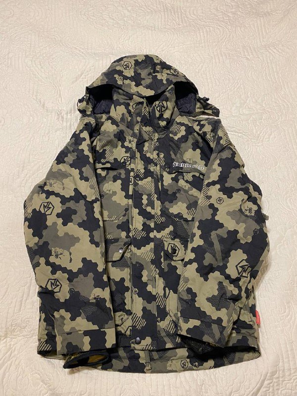 Горнолыжная куртка Burton, штаны Baon, термо водолазка Baon 2