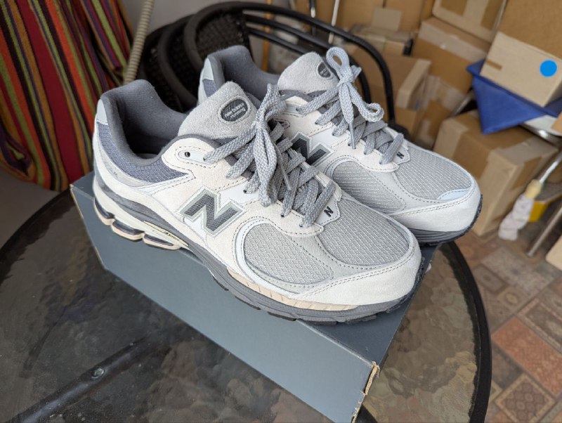 Кроссовки New Balance 2002