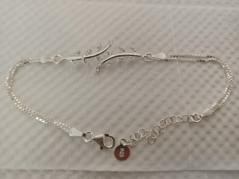 Серебряные кулоны и браслеты 925 пробы 7