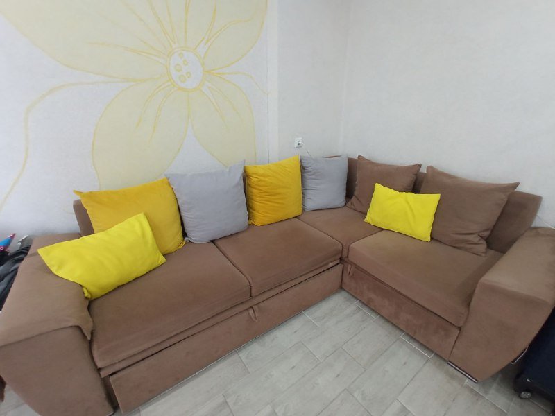 Угловой диван б/у 2