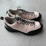 Женские кроссовки Keen Jasper Zionic 1