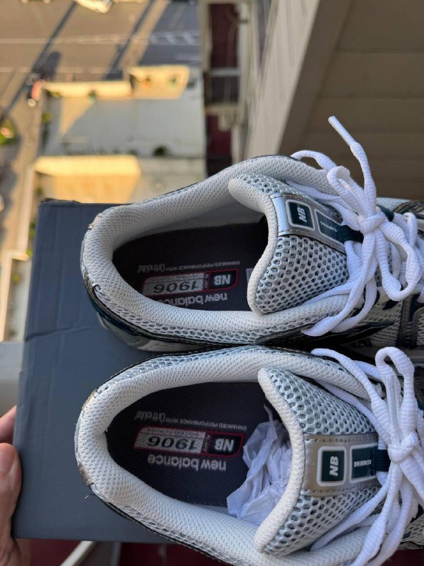 Кроссовки New Balance модель 1906 размер 10,5 USA 4