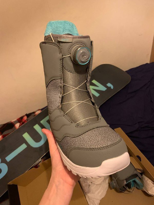 Ботинки Burton для сноуборда размер 35-36