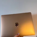 MacBook Air 2020 с Retina дисплеем розовое золото 3