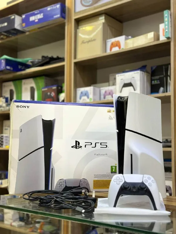 PS5 Slim დისკწამკითხველით