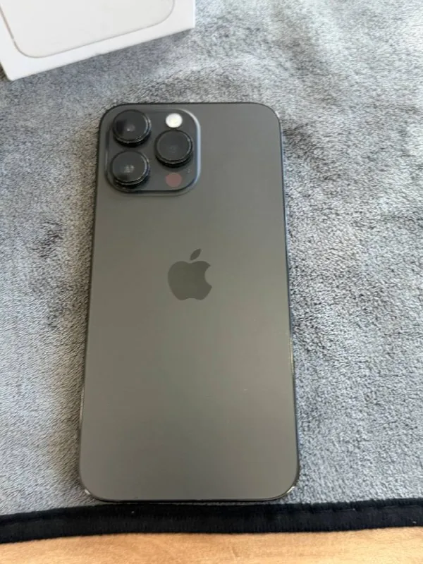 iPhone 14 Pro Max 1