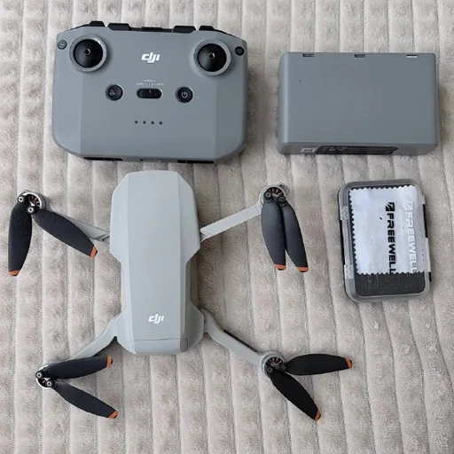 DJI Mini 2 Fly More Combo