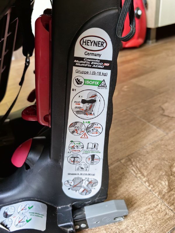 Детское автокресло Heyner с креплением isofix 3