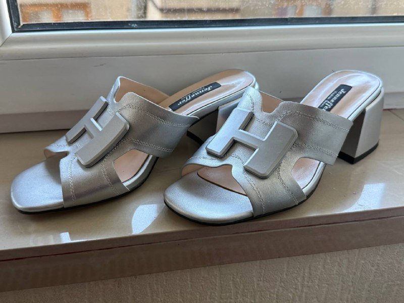 Женская обувь 37 размер 3