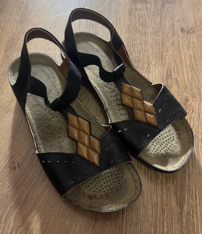 Черные босоножки Polaris, Красные босоножки женские летние