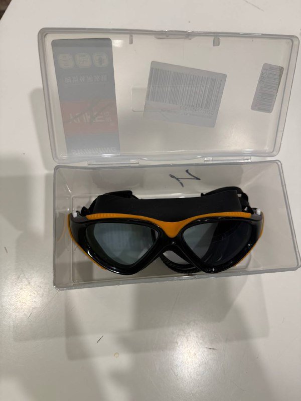 очки для плавания