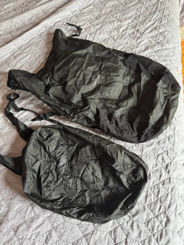 Безрукавка, кроссовки Adidas, кроссовки New Balance, ежедневник, чехлы для iPhone, переходник USB, сумочка IKEA, рюкзаки, радиоуправляемая машинка, чехол-клавиатура для iPad