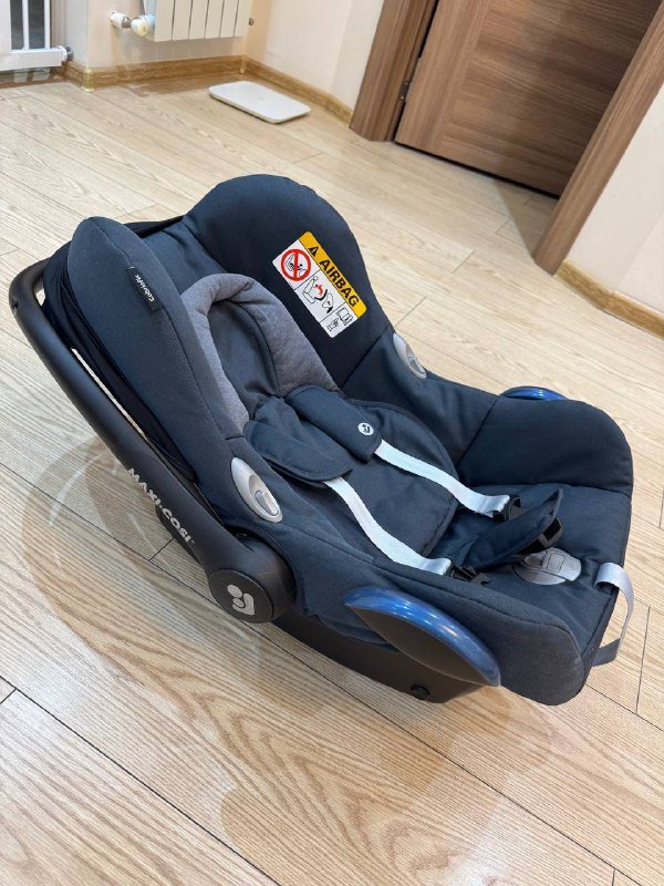 Автокресло Maxi-Cosi CabrioFix 0+ (0-13 кг) 2