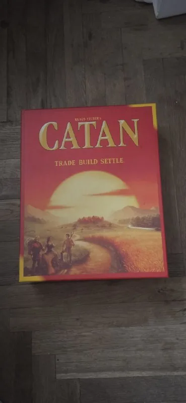 Книга, сумка, пылесос, массажер, колонка, клавиатура, мышь, пуф, шлем 1