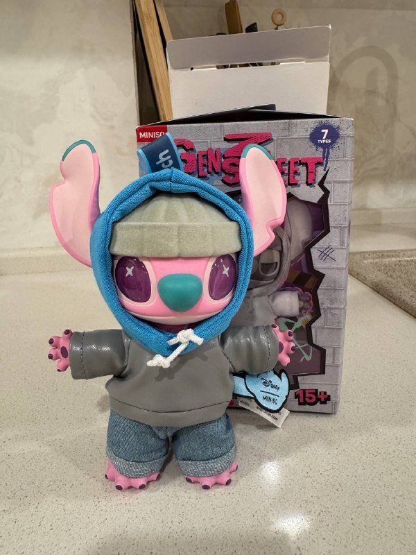 Фигурки Очень странные дела и Стич 2