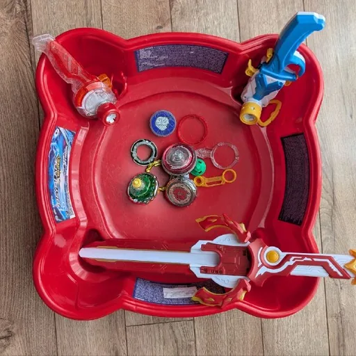 Beyblade, Infinity Nado, арена, волчки, запускалки