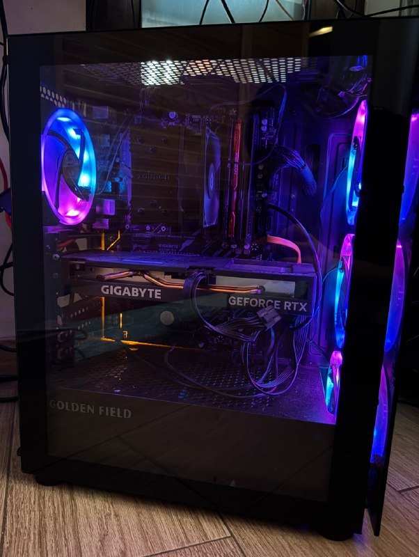 Игровой компьютер, 2 монитора, клавиатура 2