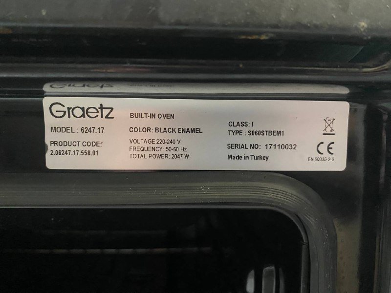 Встроенный электрический духовой шкаф Graetz 3