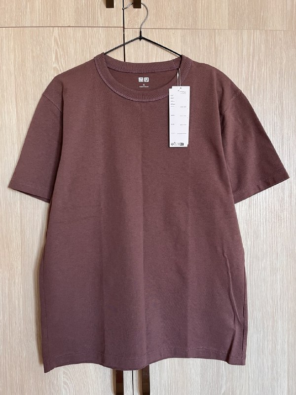 Футболка Uniqlo размер S фиолетовая