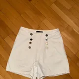 Топ с открытой спиной, шорты 4