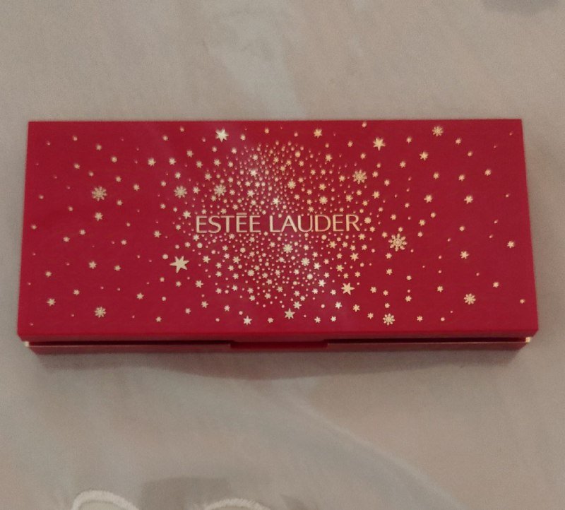 Палетка теней и блеск для губ Estee Lauder 3