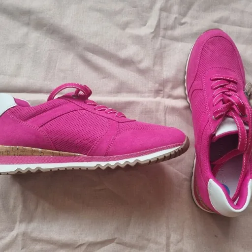 Женские кроссовки Marco Tozzi, Adidas
