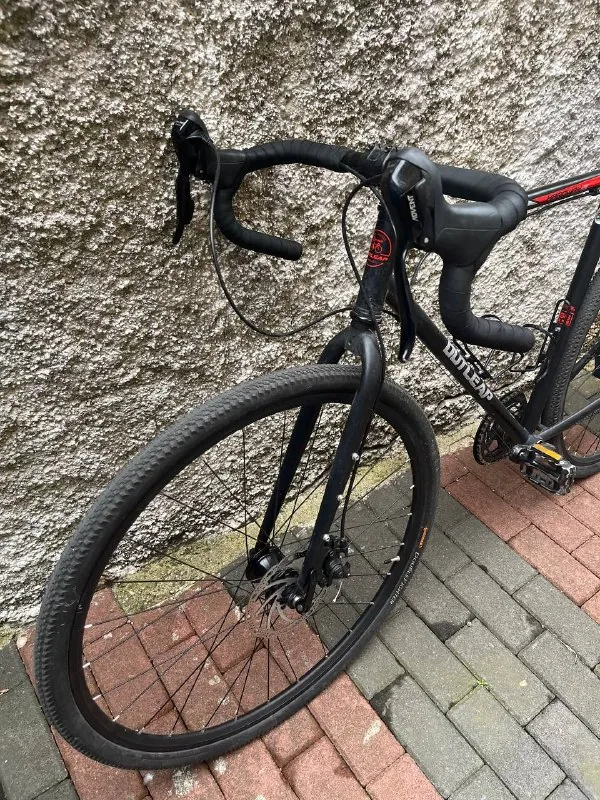 Outleap Hardway S gravel велосипед 1