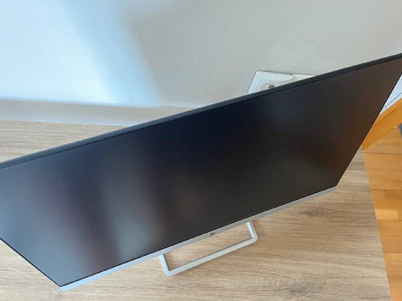 IPS Full HD МОНИТОР DELL 24 2