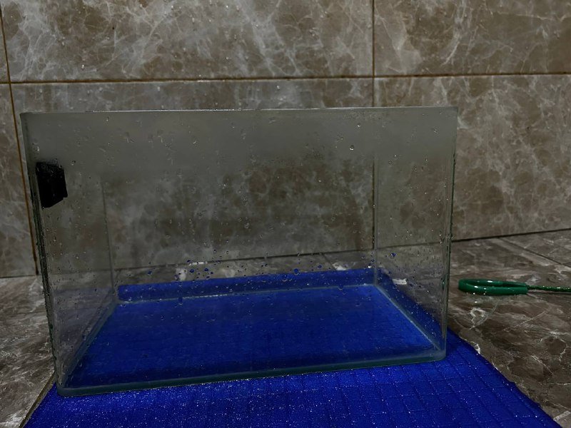 Аквариум для рыбок на 40 литров 2