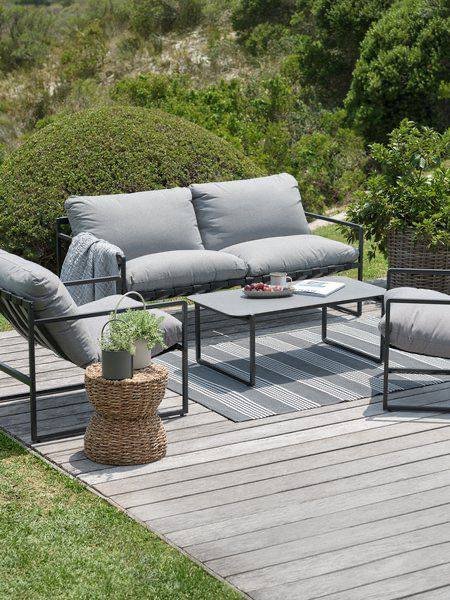 садовая мебель: кресла, диван, стол