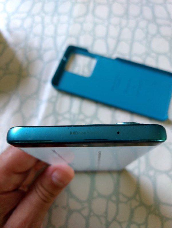 Motorolla Edge 40 neo 5g двухкартный 256Гб 12Гб рам 9